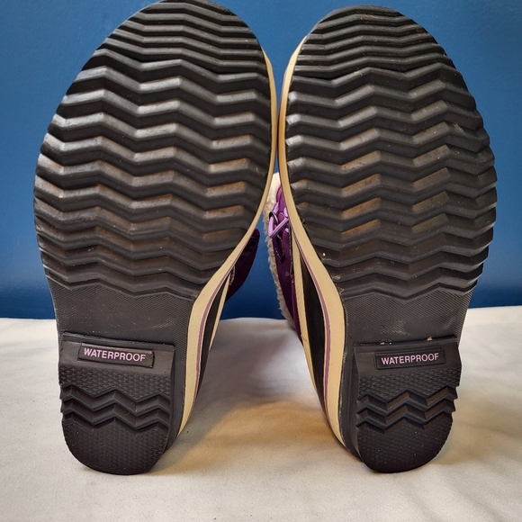 Sorel Waterproof Women's Snow Boots Size 7 Purple Sherpa Trim - Picture 3 of 10